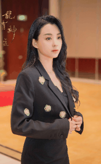 龙霄神主第三部